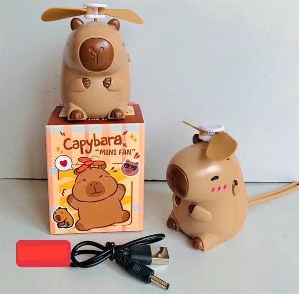 Quạt cầm tay Capybara